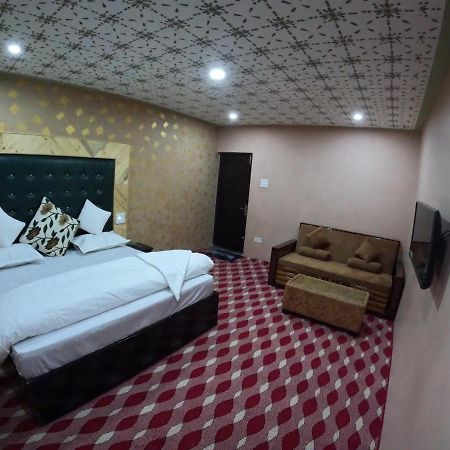 Hotel Seven Пагалґем Екстер'єр фото