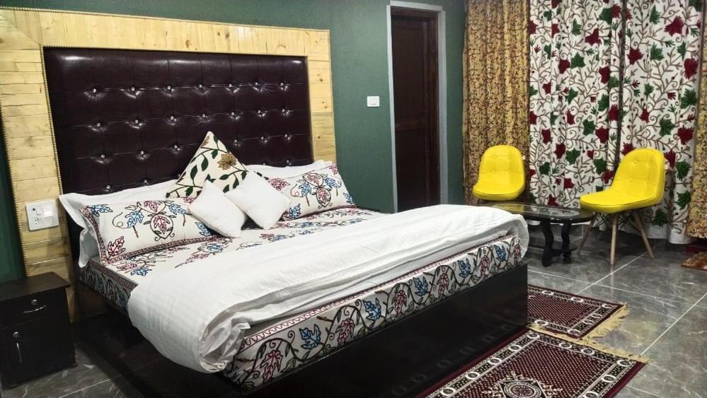 Hotel Seven Пагалґем Екстер'єр фото
